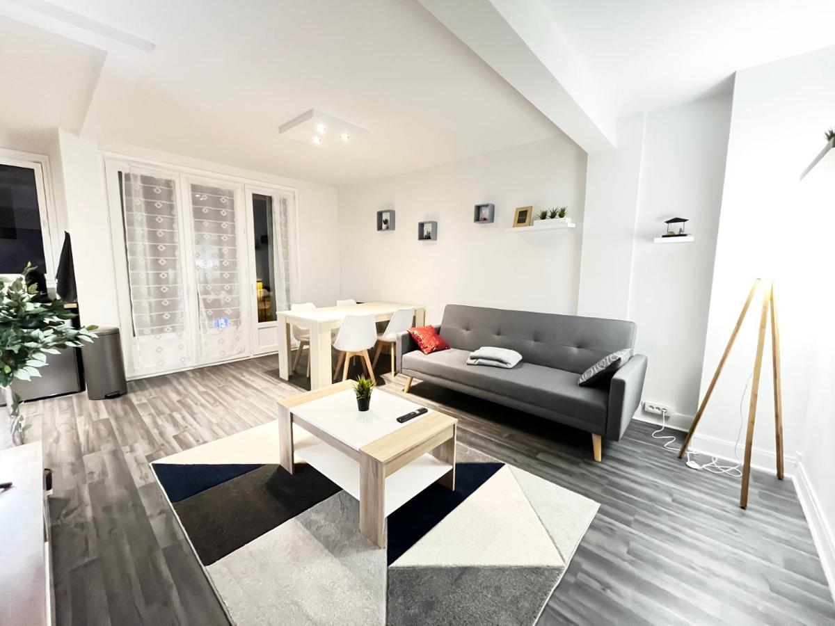 Appartement De Charme T2 Au Coeur De บัวร์ ภายนอก รูปภาพ
